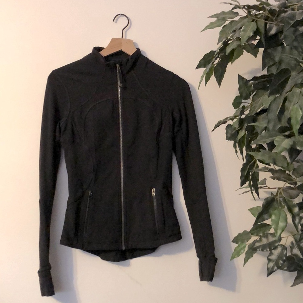 Black lululemon Zip Up